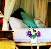 Meadowbrooke Estate - Lightning Ridge Tourism