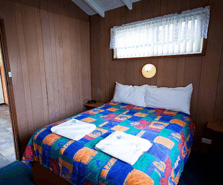 Albany Havana Villas - Lightning Ridge Tourism 1