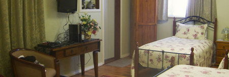 Armadale Cottage Bed And Breakfast - Lightning Ridge Tourism 1