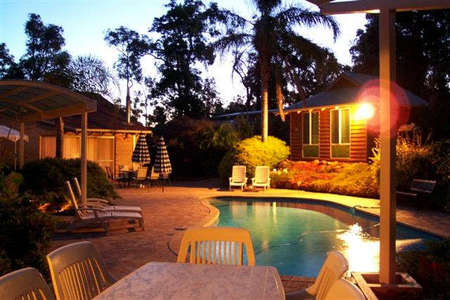 Woodlands Bed And Breakfast - Lightning Ridge Tourism 0