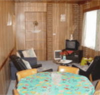 Dunsmore Holiday Unit - Lightning Ridge Tourism