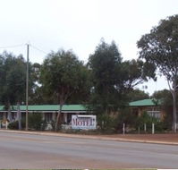 Corrigin Windmill Motel - Lightning Ridge Tourism