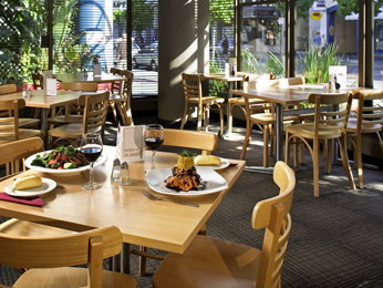 Ibis Perth - Lightning Ridge Tourism 4