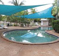 Palm Grove Caravan Resort - Lightning Ridge Tourism