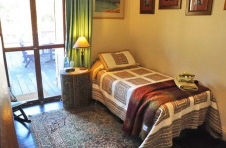 Ford House Retreat - Lightning Ridge Tourism 10