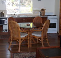 Jarrah Glen Cabins - Lightning Ridge Tourism
