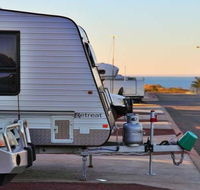 The Cove Holiday Village - Lightning Ridge Tourism