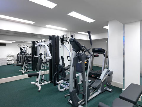 Adina Apartment Hotel Adelaide Treasury - Lightning Ridge Tourism 1