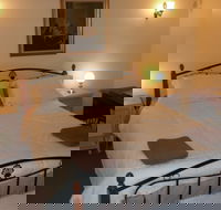 Ayers Burra - Lightning Ridge Tourism