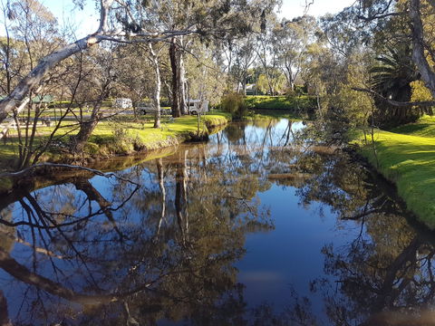 Euroa Caravan Park - Lightning Ridge Tourism 1