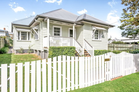 Keeler Cottage - Lightning Ridge Tourism 1
