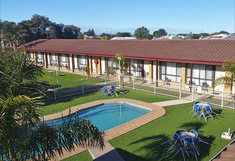 Lacepede Bay Motel & Restaurant - Lightning Ridge Tourism 1