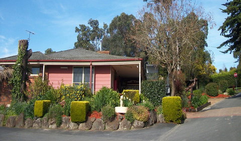 Lilydale Pine Hill Caravan Park - Lightning Ridge Tourism 2