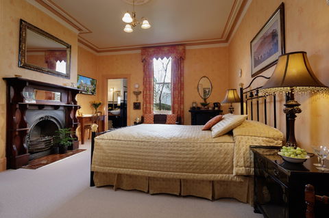 Matilda's Of Ranelagh - Lightning Ridge Tourism 1