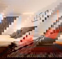 Mercure Canberra - Lightning Ridge Tourism