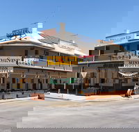 Minlaton Hotel - Lightning Ridge Tourism