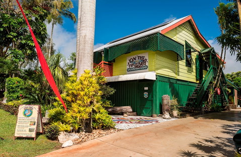 On The Wallaby Eco Lodge - Lightning Ridge Tourism 0