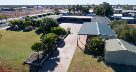 Quilpie Motor Inn - Lightning Ridge Tourism 1