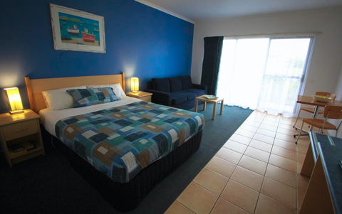 Seaview Motel And Apartments - Lightning Ridge Tourism 0