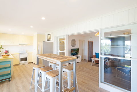 Tathra Beach Break - Lightning Ridge Tourism 1