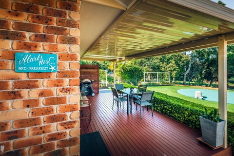 A Larks Nest - Lightning Ridge Tourism 1