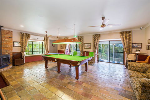 Austinvilla Estate - Lightning Ridge Tourism 1