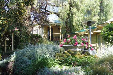 Bendigo Cottages Bed And Breakfast - Lightning Ridge Tourism 0