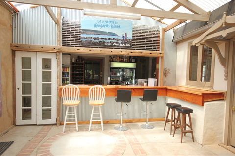 BIG4 Cape Jervis Accommodation And Caravan Park - Lightning Ridge Tourism 2