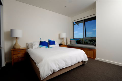 Cassini Beach House - Lightning Ridge Tourism 1