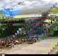 Castaways Moreton Island - Lightning Ridge Tourism