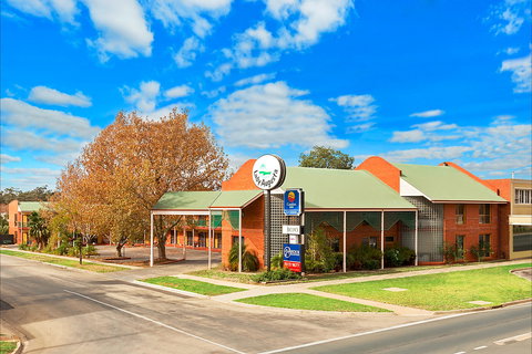 Comfort Inn Lady Augusta - Lightning Ridge Tourism 0