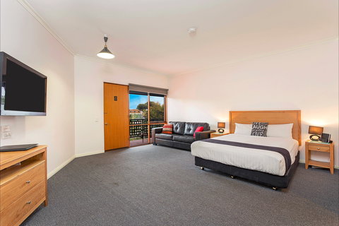 Comfort Inn Lady Augusta - Lightning Ridge Tourism 1