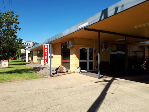 Cootamundra Gardens Motel - Lightning Ridge Tourism 2