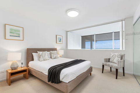 Echelon Apartments Yeppoon - Lightning Ridge Tourism 1