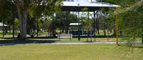 EconoLodge Beachside Motel - Lightning Ridge Tourism 2