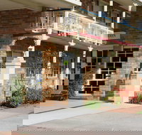 Grand Manor Motor Inn - Lightning Ridge Tourism