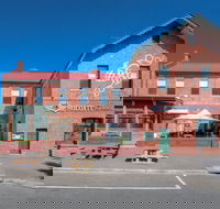 Holgate Hotel - Lightning Ridge Tourism