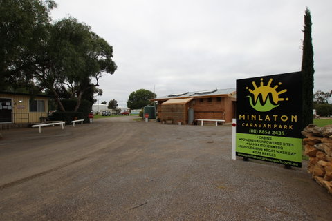 Minlaton Caravan Park - Lightning Ridge Tourism 0