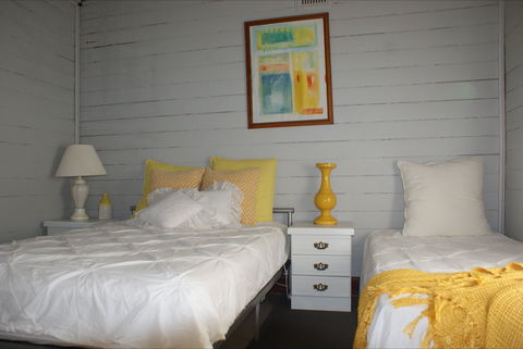 Moonan  Cottage - Lightning Ridge Tourism 2