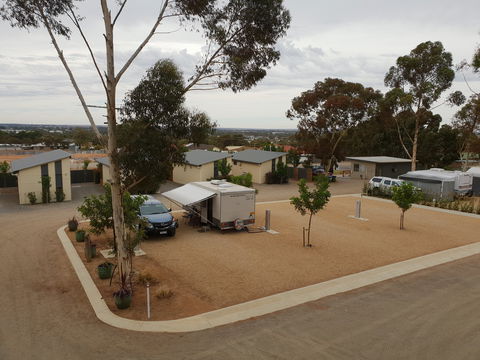 Murray Bridge Tourist Park - Lightning Ridge Tourism 2