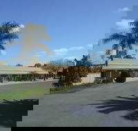 Paradise Lakes Motel - Lightning Ridge Tourism