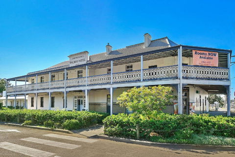 Railway Hotel Kempsey - Lightning Ridge Tourism 0