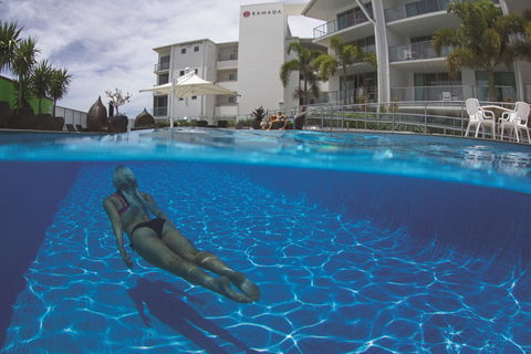 Ramada Hotel & Suites Ballina - Lightning Ridge Tourism 1