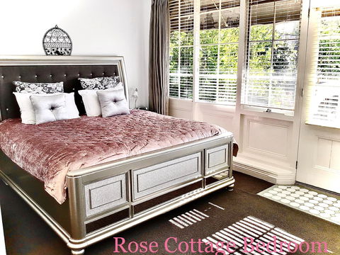 Rose Cottage - Lightning Ridge Tourism 2