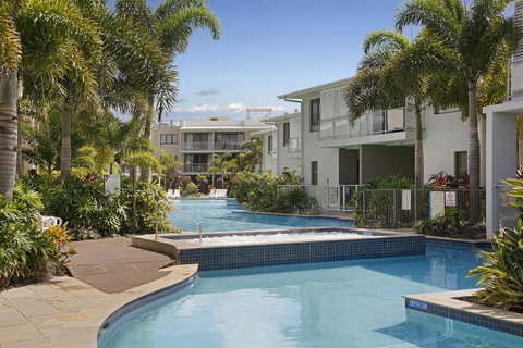 Sand Dunes Resort - Lightning Ridge Tourism 1