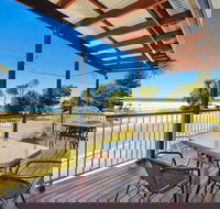 Seascape Holiday Apartments Lake Cathie - Lightning Ridge Tourism