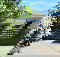 Southside Holiday Village - Lightning Ridge Tourism