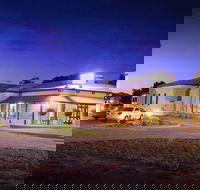 Standpipe Golf Motor Inn - Lightning Ridge Tourism