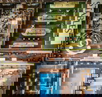 The William Inglis Hotel - Lightning Ridge Tourism