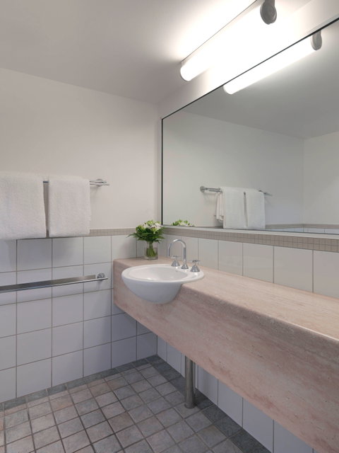 Travelodge Resort Darwin - Lightning Ridge Tourism 2
